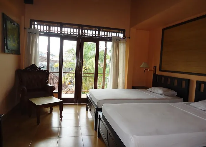 Wahyu Bungalow And Restaurant 3*